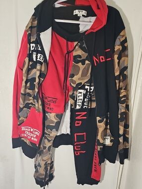 Men's Camo & Red Jogger Pants